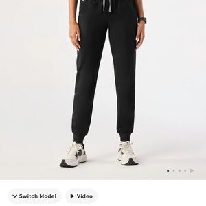 FIGS Zamora Jogger Scrub Pants